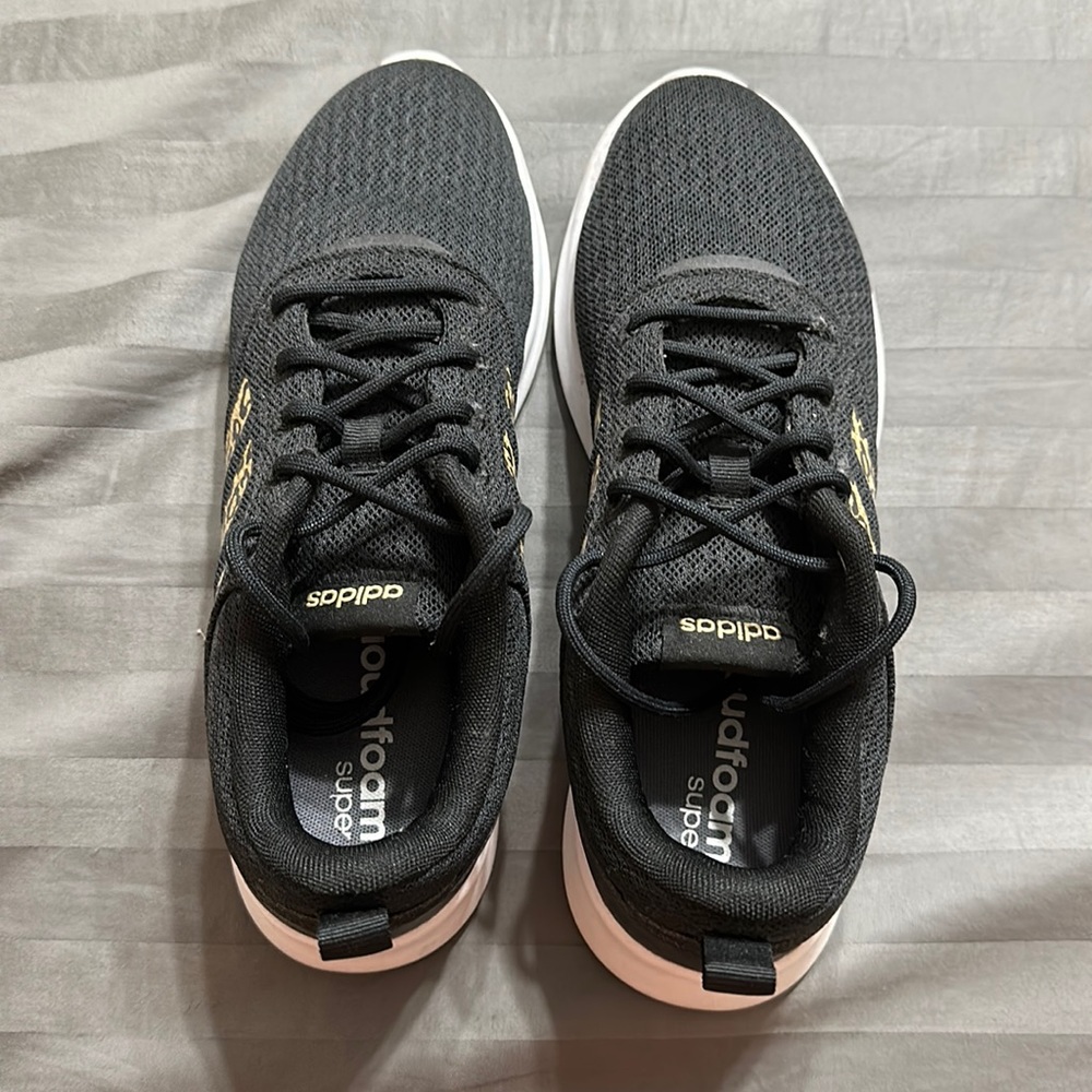 Adidas Memory Foam Cheetah Print Size 7 - image 1